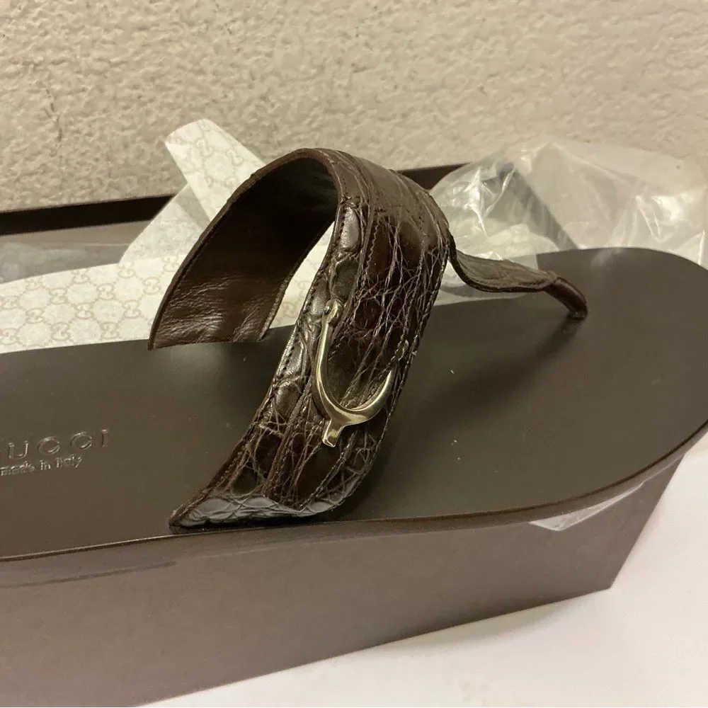 New with box Mens Gucci crocodile embossed leather Sandals size 14.5 with COA